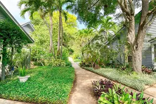 1325 Solana Rd, Naples, FL 34103 - Photo 22