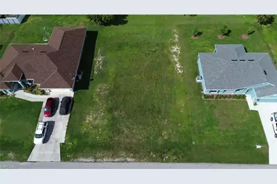 2045 NE 24th Ter, Cape Coral, FL 33909 - Photo 2