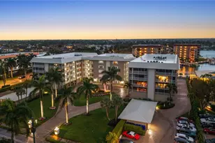 2880 Gulf Shore Blvd N, Naples, FL 34103 - Photo 6