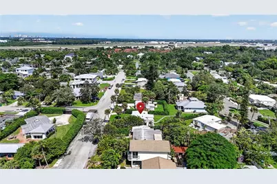 1363 Brookside Dr, Naples, FL 34104 - Photo 48