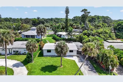 1363 Brookside Dr, Naples, FL 34104 - Photo 44