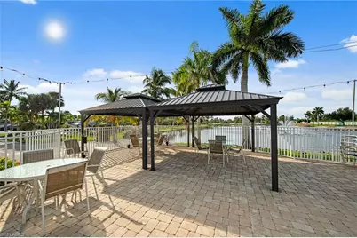 117 Pavillion Dr, Fort Myers Beach, FL 33931 - Photo 22
