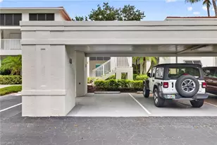 985 Tarpon Cove Dr, Naples, FL 34110 - Photo 4