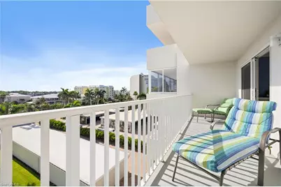 1977 Gulf Shore Blvd N #504, Naples, FL 34102 - Photo 14