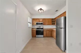 3325 Airport Rd N, Naples, FL 34105 - Photo 4
