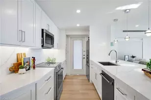 3000 Gulf Shore Blvd N, Naples, FL 34103 - Photo 6