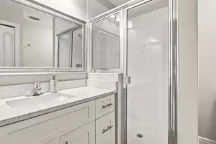 2905 Cypress Trace Cir, Naples, FL 34119 - Photo 20