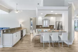 4362 Queen Elizabeth Way, Naples, FL 34119 - Photo 8