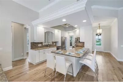 4362 Queen Elizabeth Way, Naples, FL 34119 - Photo 10