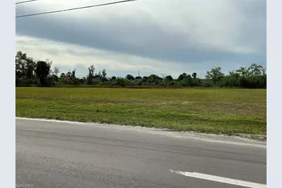 800 Vogiantzis Pkwy, Cape Coral, FL 33909 - Photo 4