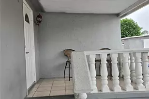 1525 SW 129th Ct, Miami, FL 33184 - Photo 4