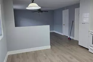 1525 SW 129th Ct, Miami, FL 33184 - Photo 10