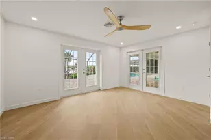 2105 Sheepshead Dr, Naples, FL 34102 - Photo 24