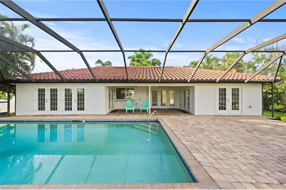 2105 Sheepshead Dr, Naples, FL 34102 - Photo 38