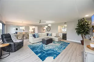 813 Wildwood Ln, Naples, FL 34105 - Photo 6