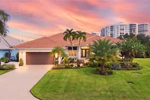 211 Flamingo Ave, Naples, FL 34108 - Photo 1