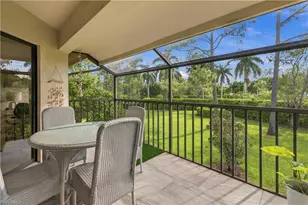 110 Bennington Dr, Naples, FL 34104 - Photo 4