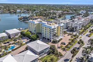 1900 Gulf Shore Blvd N, Naples, FL 34102 - Photo 2