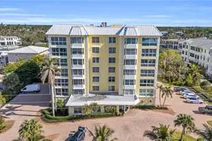 1900 Gulf Shore Blvd N, Naples, FL 34102 - Photo 1