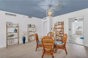 1900 Gulf Shore Blvd N, Naples, FL 34102 - Photo 6