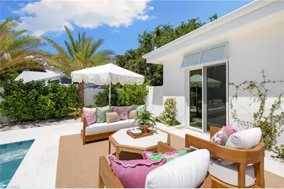 757 Broad Ct S, Naples, FL 34102 - Photo 32