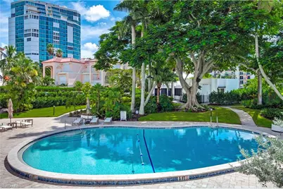 3951 Gulf Shore Blvd N #801B, Naples, FL 34103 - Photo 4