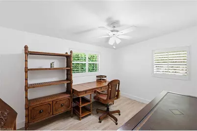 1390 Delmar Ln, Naples, FL 34104 - Photo 22