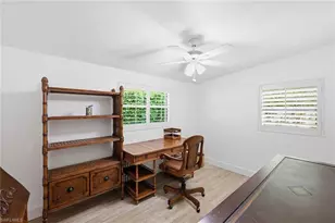 1390 Delmar Ln, Naples, FL 34104 - Photo 22