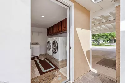 1390 Delmar Ln, Naples, FL 34104 - Photo 26