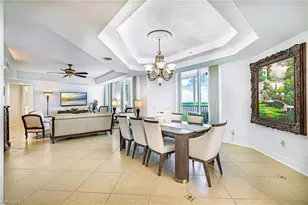 295 Grande Way, Naples, FL 34110 - Photo 4