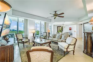 295 Grande Way, Naples, FL 34110 - Photo 14