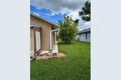2306 SE 8th St, Cape Coral, FL 33990 - Photo 34