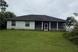 3241 10th Ave NE, Naples, FL 34120 - Photo 2