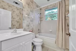 4407 Pomarine Ct, Naples, FL 34119 - Photo 24