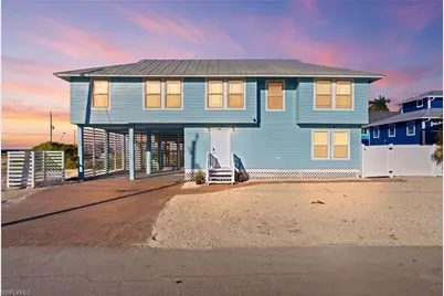 285 Lazy Way, Fort Myers Beach, FL 33931 - Photo 2