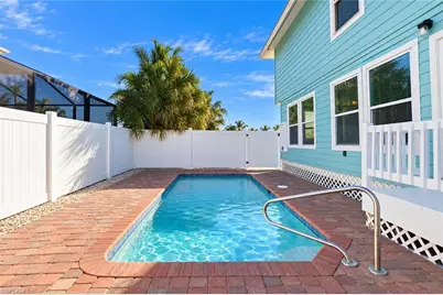 285 Lazy Way, Fort Myers Beach, FL 33931 - Photo 4