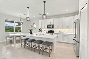 2114 Hamlin St, Naples, FL 34120 - Photo 4