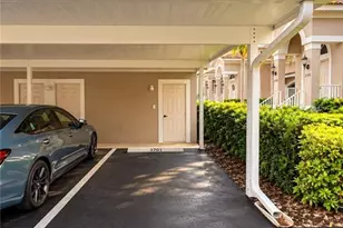 9625 Hemingway Ln, Fort Myers, FL 33913 - Photo 16