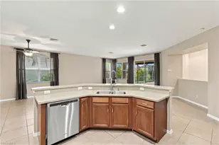 8091 Allamanda Ct, Lehigh Acres, FL 33972 - Photo 18