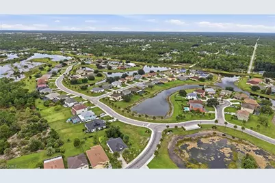 8091 Allamanda Ct, Lehigh Acres, FL 33972 - Photo 48