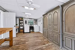 5710 Autumn Oaks Ln, Naples, FL 34119 - Photo 28