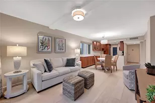 1300 Gulf Shore Blvd N, Naples, FL 34102 - Photo 6