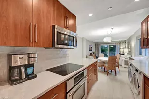 1300 Gulf Shore Blvd N, Naples, FL 34102 - Photo 12