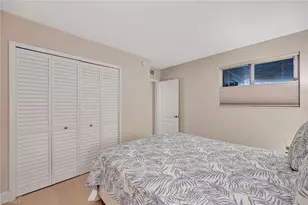 1300 Gulf Shore Blvd N, Naples, FL 34102 - Photo 20