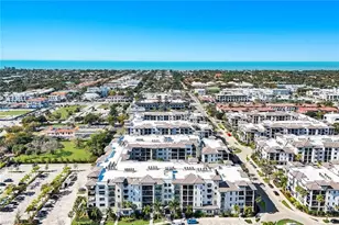 1030 3rd Ave S, Naples, FL 34102 - Photo 38