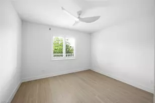 6985 Dennis Cir, Naples, FL 34104 - Photo 18