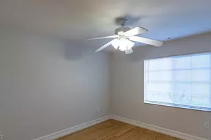9113 Michael Cir, Naples, FL 34113 - Photo 12