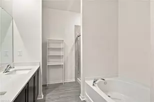 3516 NE 19th Ave, Cape Coral, FL 33909 - Photo 18