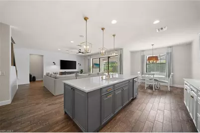 16344 Camden Lakes Cir, Naples, FL 34110 - Photo 6