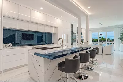 4000 Gulf Shore Blvd N #2700, Naples, FL 34103 - Photo 8